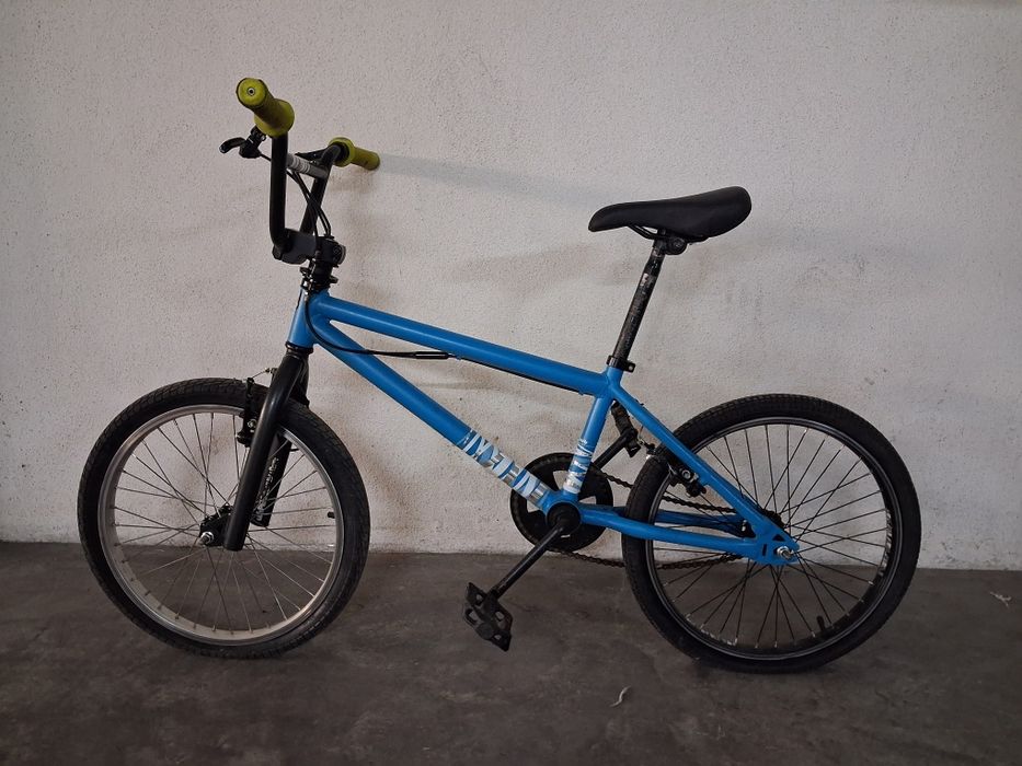 Bicicleta BMX Decathlon