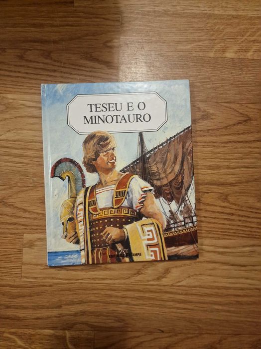 2 livros da coleção Histórias de Antigamente