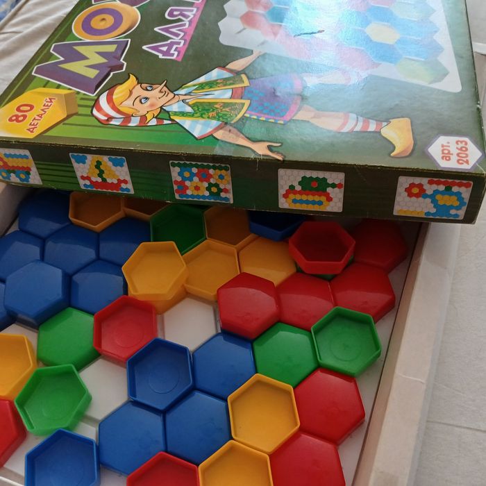 Мозаика крупная 80 деталей. Отличное состояние!