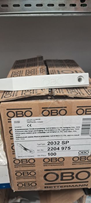 Кабельний зажим 8 кабелів, поліамід , OBO Bettermann