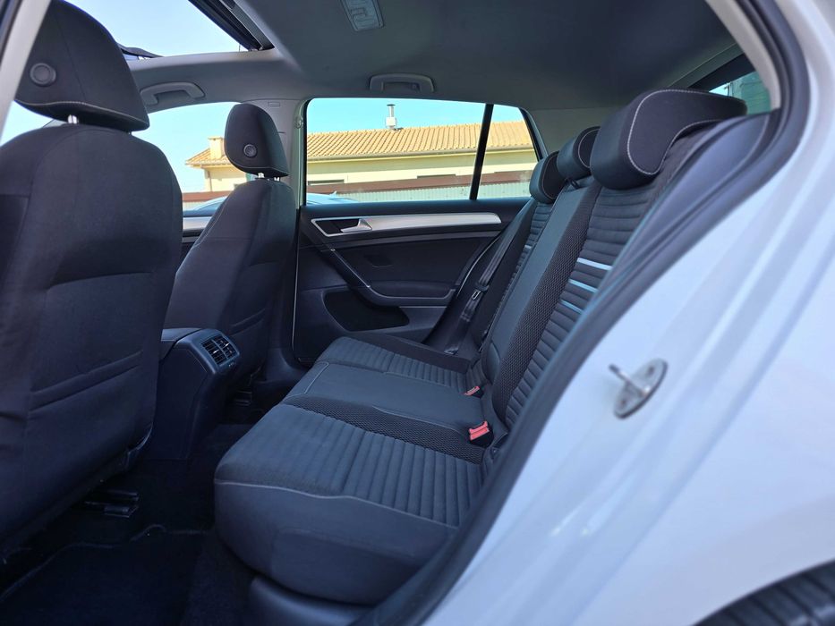 VOLKSWAGEN GOLF 7 CUP 1.6TDI 110CV "LOOK GTI" "FULL EXTRAS"