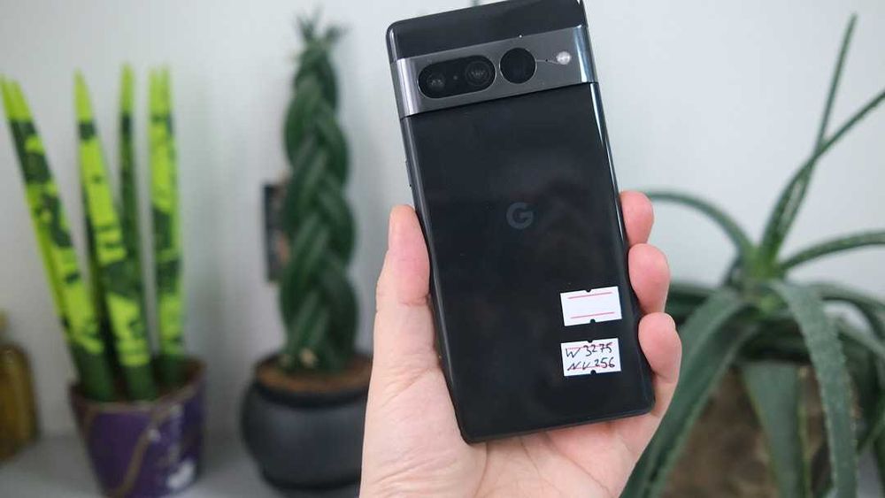 Google Pixel 7 Pro 12/1256GB Obsidian neverlock