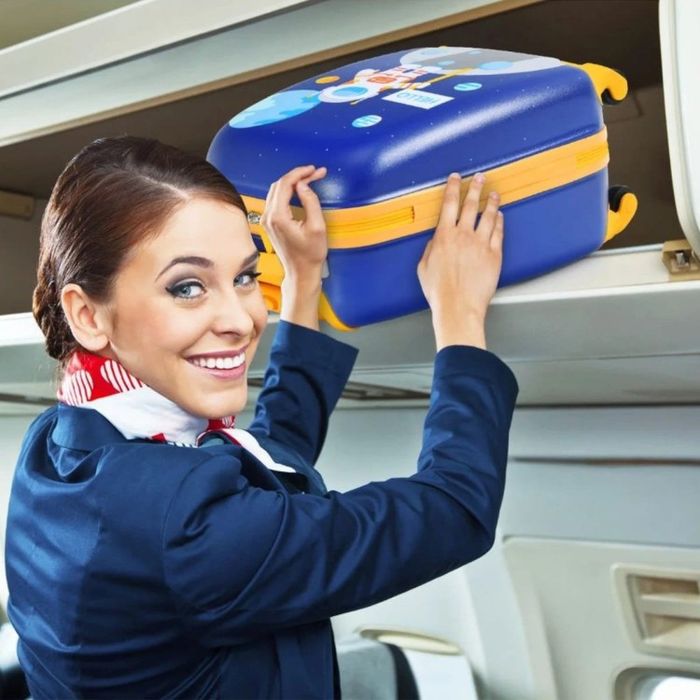 Walizka dziecięca na kółkach i plecak 40 l