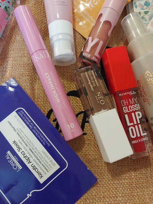 Zestaw kosmetyków. Głównie nowe. Kylie Jenner, ISADORA, Neonail