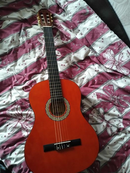 Гитара, в хорошем состоянии