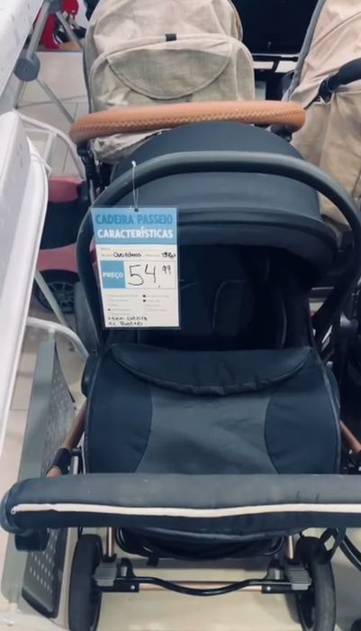Vende se Carrinho para beber recém-nascido