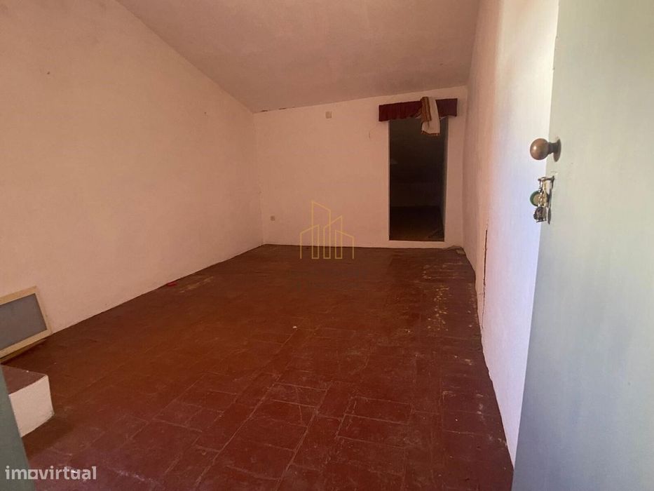Uma casa para viver com calma, história e autenticidade