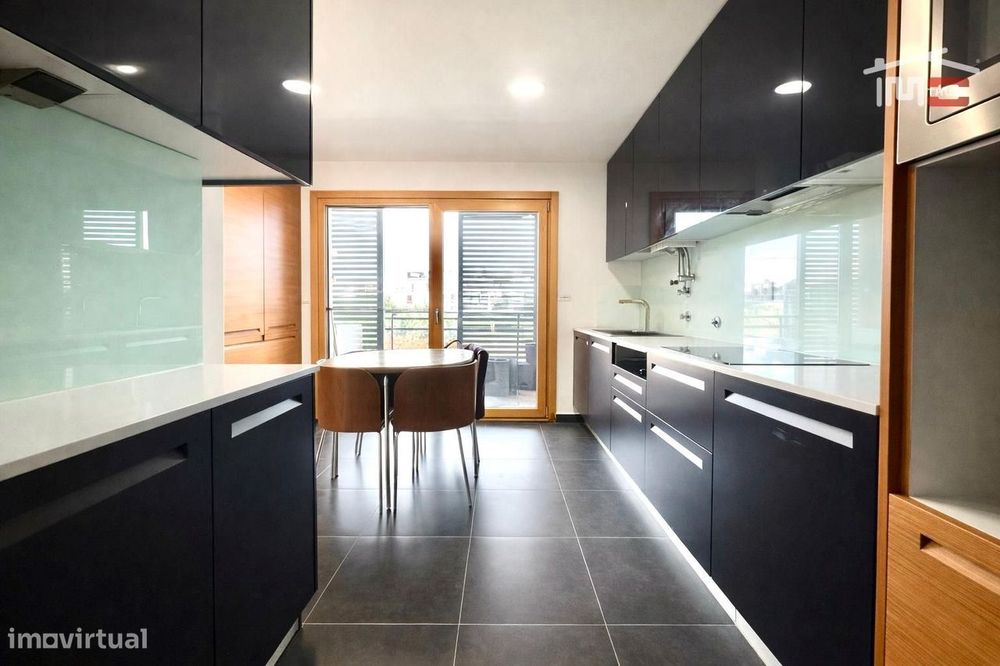 Fabuloso Apartamento T3 Alcochete 140m2, 2 andar c/Elevador e lugar...