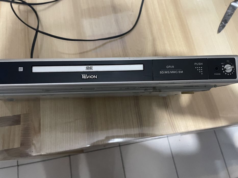 Продам Tevion DVD Player 6000