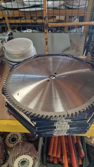 Discos para esquadrejadoras até 600 mm e multisserra