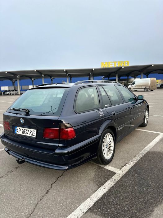 Продам BMW E39 автомат