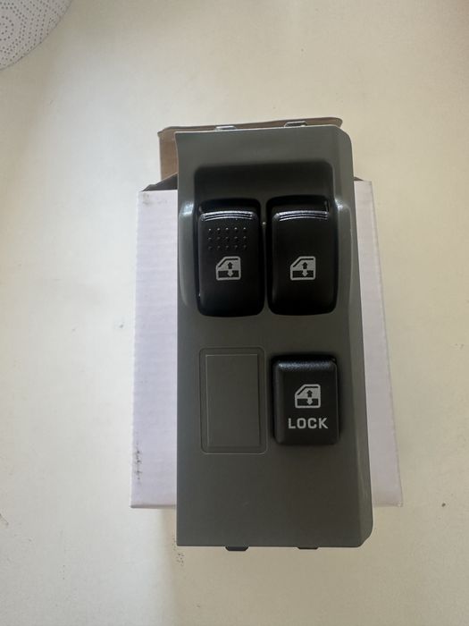 Interruptor vidros Mitsubishi canter 12v e 24v (Novo)