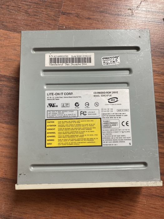 Cd-rw/dvd-rom drive