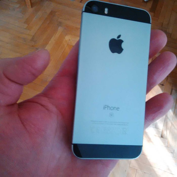 Iphone SE 32Gb 2016р