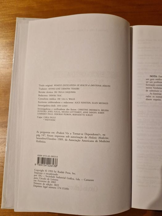 "Grande Enciclopédia da Saúde Física e Emocional da Mulher".