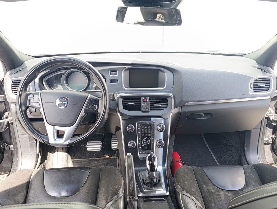 Para peças VOLVO V40 Hatchback