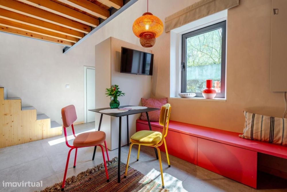 Casa com 1 quartos - localizado em Lordelo do Ouro Porto