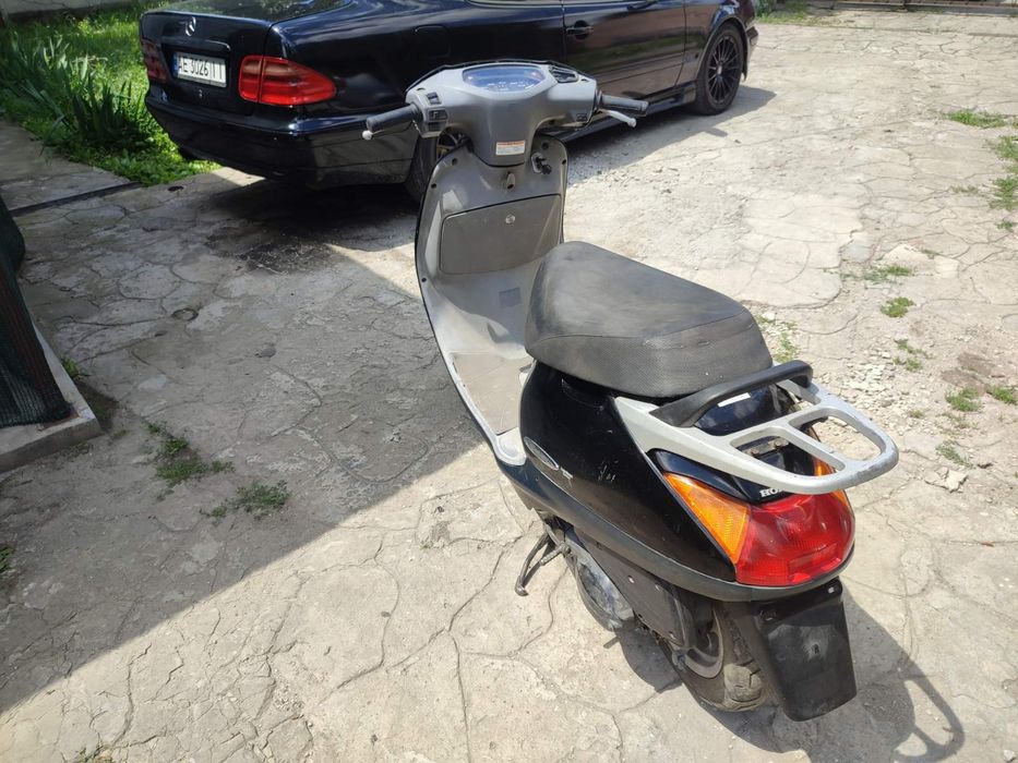 Мотороллер Honda Lead