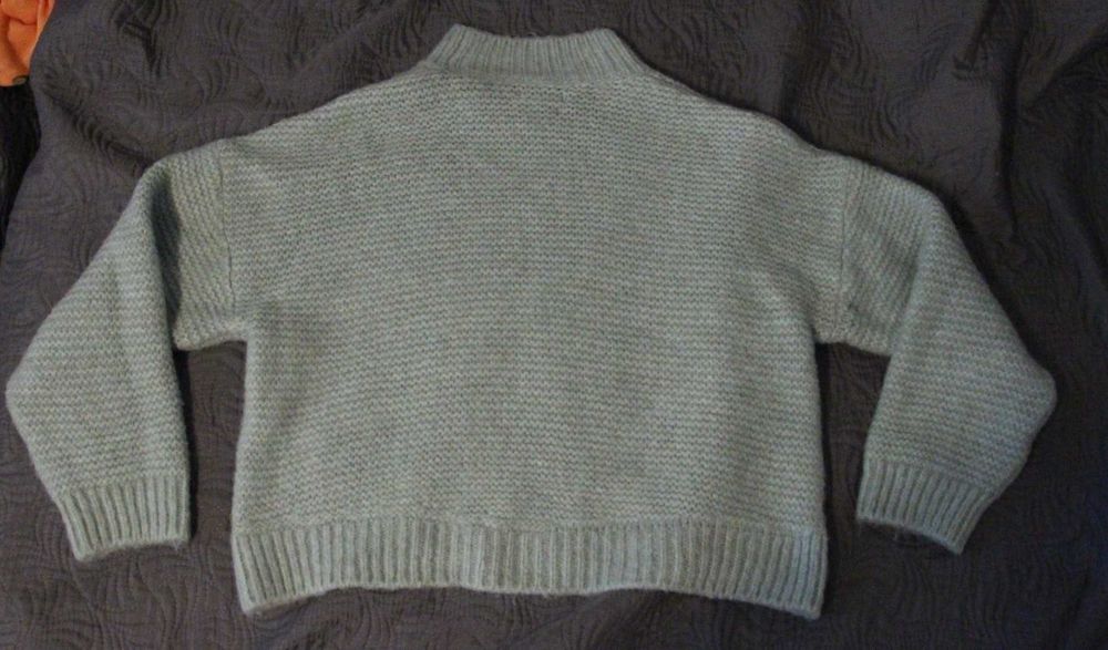 Miętowy sweterek, Reserved