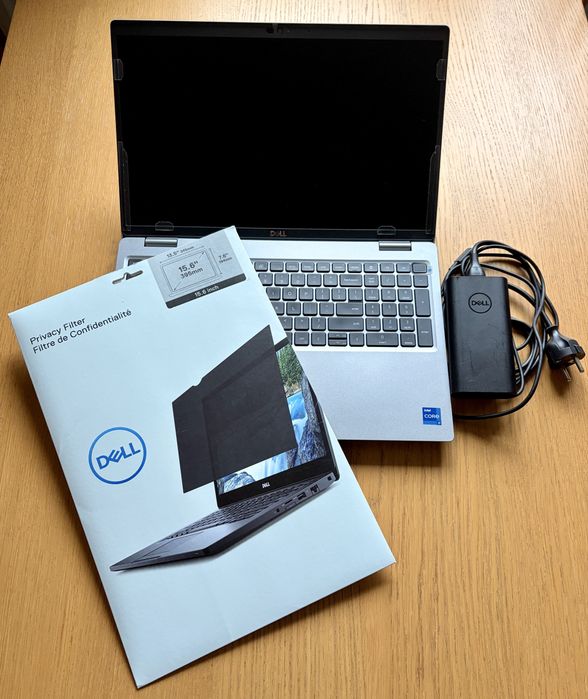 Dell Latitude 5521 / i7-11850H / 32 GB RAM / 512 GB SSD / Win 11 Pro / + Filtr Prywatyzujący Dell / Stan BDB