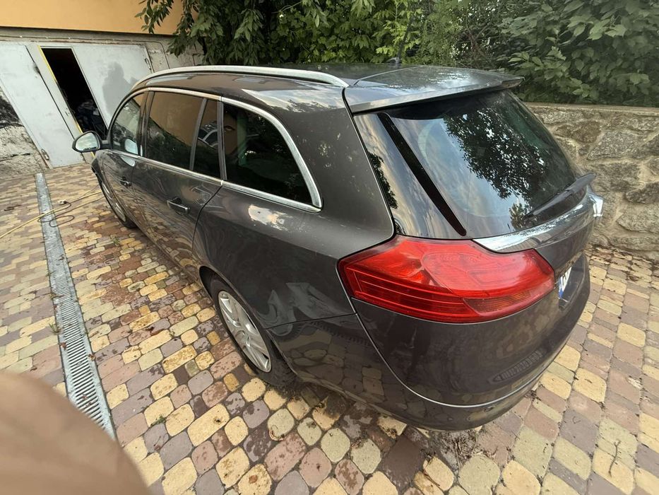 Opel Insignia 2010 дизель