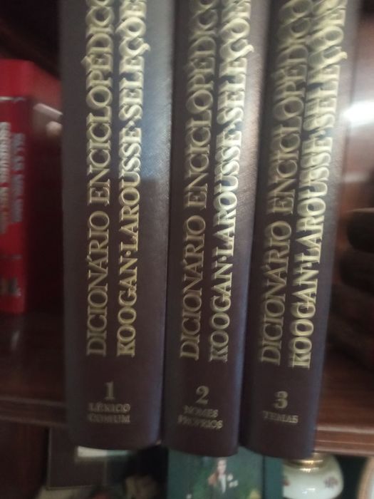 Menografias do Concelho de Gondomar e outros.