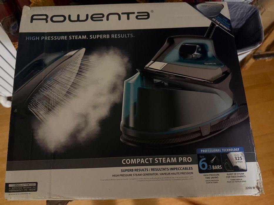 Ferro com Caldeira ROWENTA Compact Steam Pro
