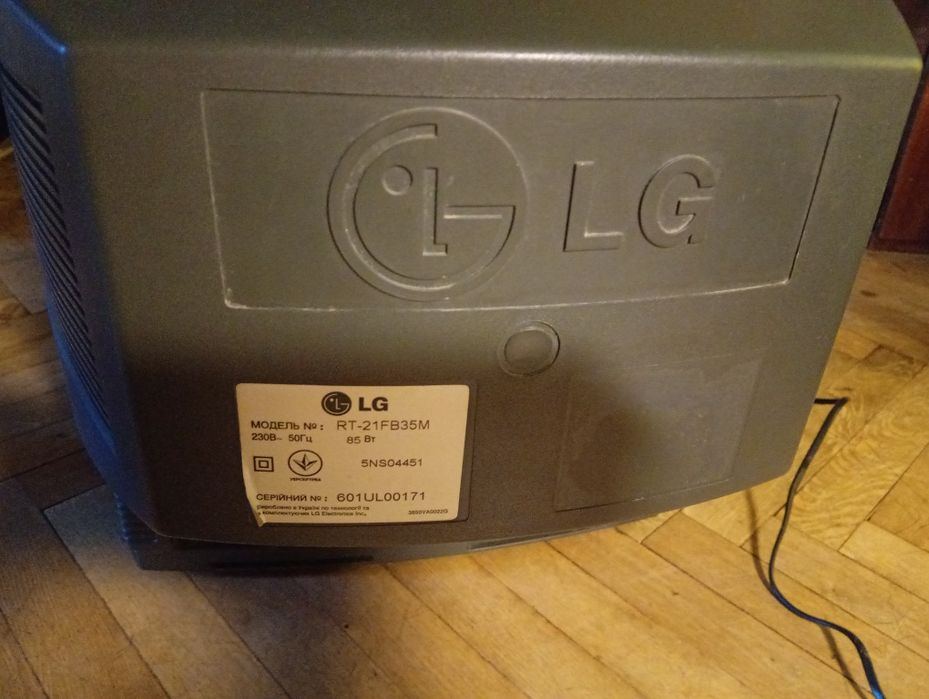 Телевізор LG Flatron модель :RT-21FB35M.