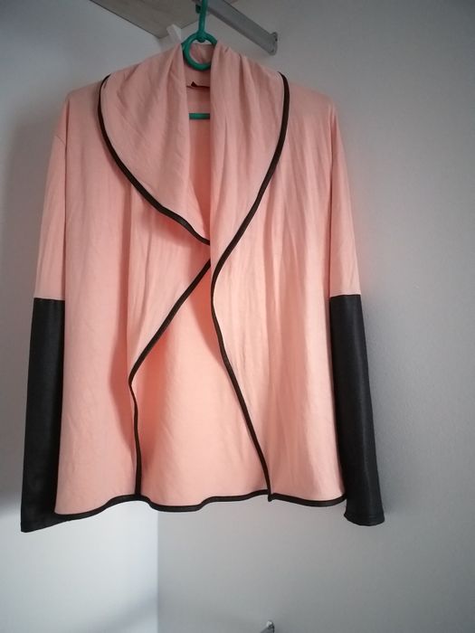 narzutka  z woskowanym rękawem