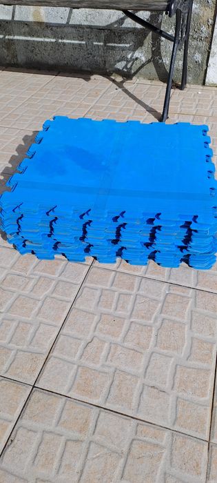 Piscina bestway e acessórios.