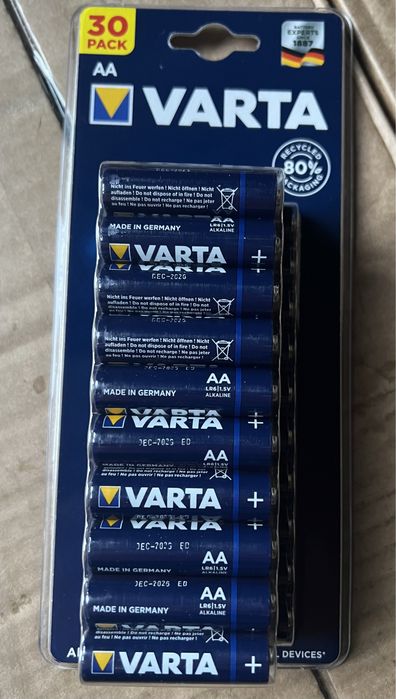 Батарейки 30 шт Varta Варта R6 R3 AA i AAA  ALKALINE