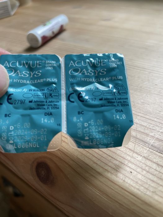3 soczewki kontaktowe Acuvue hydraclear plus -6