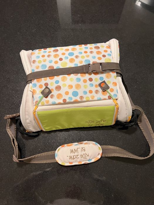 Cadeira elevatória de viagem para criança-by Jané ed. especial