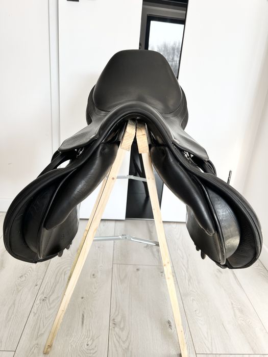 Siodło 17,5 M/L Wełna Daw Mag Ch&W De Luxe 17,5/33 skokowe