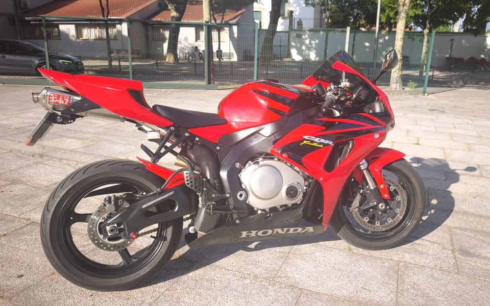 Honda CBR 1000 RR 2008