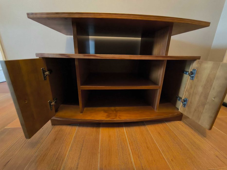 Móvel para televisão