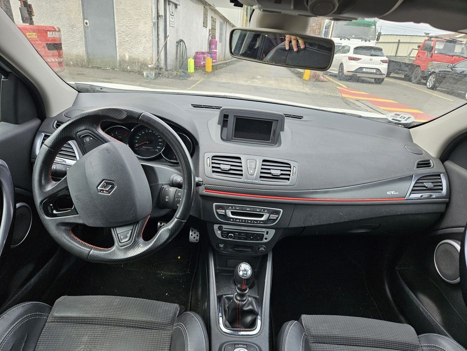 Renault Megane III GTLine 1.5 DCi de 2012 para peças