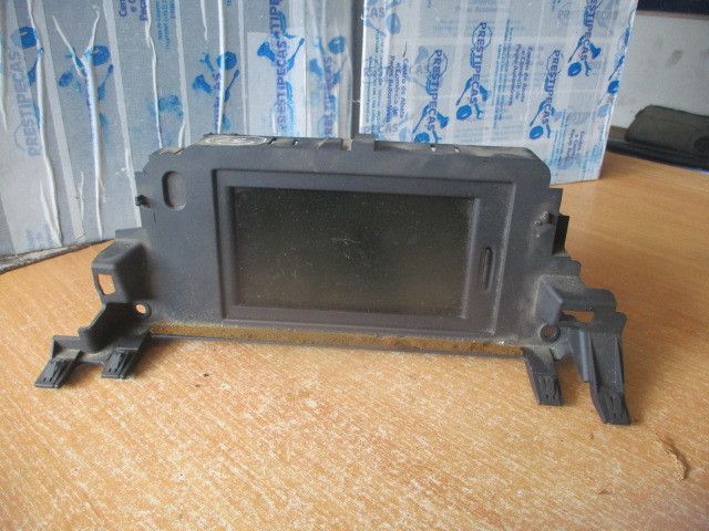 Display / ecrã de informações RENAULT Laguna III (BT0/1)