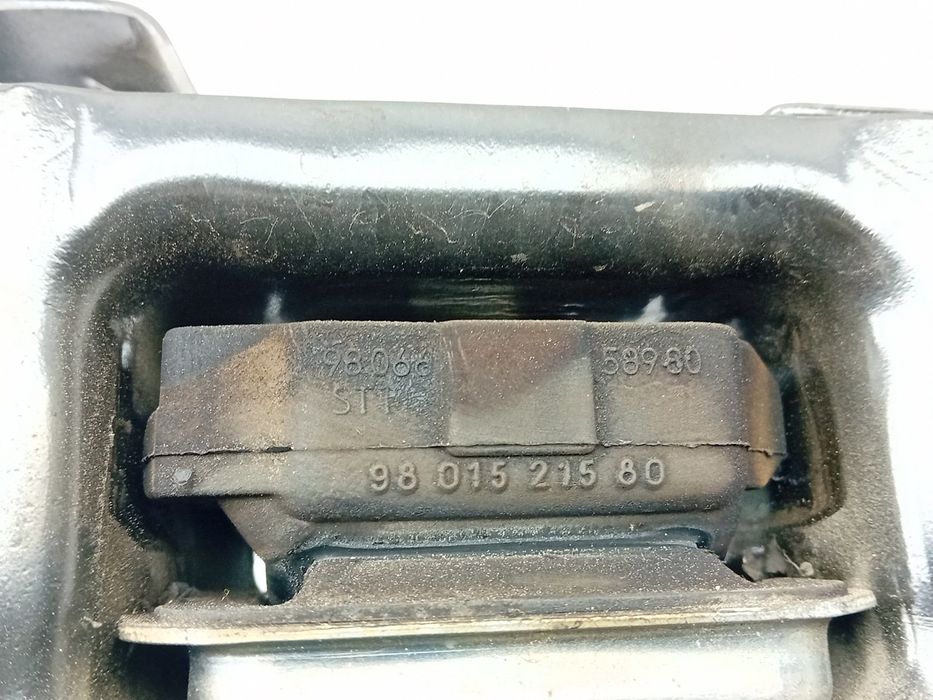 Apoio do motor PEUGEOT 208
