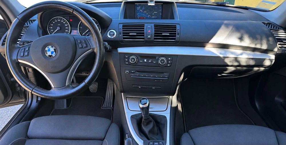 BMW 118 Diesel - 2010 — photo 5