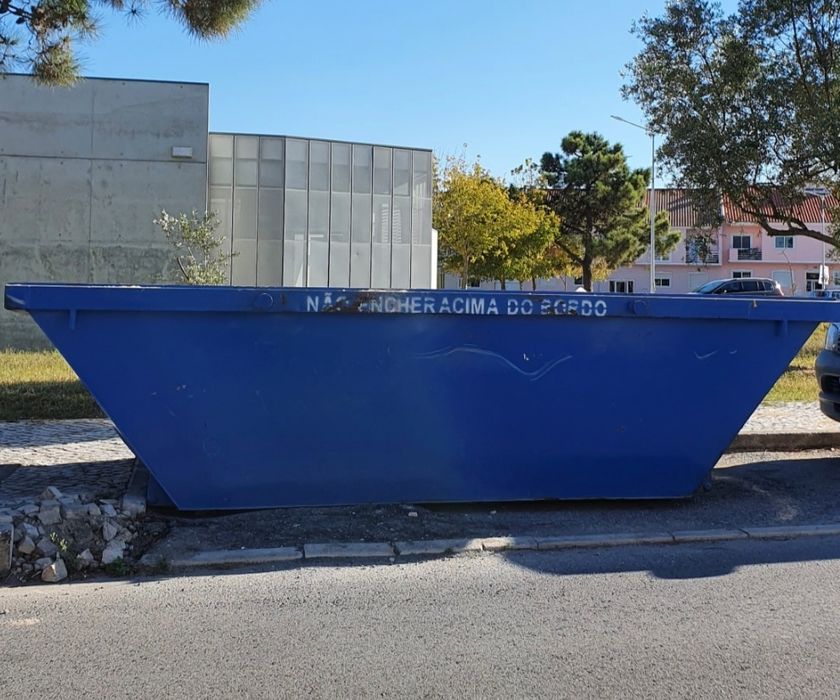 SETÚBAL e SESIMBRA contentores  para lixo entulho resíduos urbanos