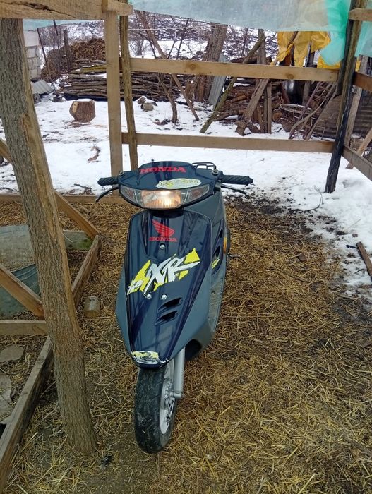 На ходу honda dio 27