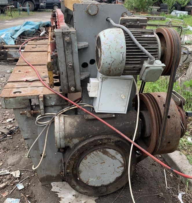 Гильотина пневмо механическая НД 3318