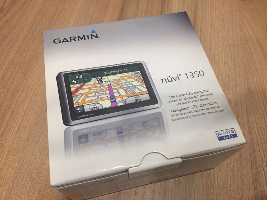 новый GPS навигатор Garmin nuvi 1390 (улучшенный 1300)