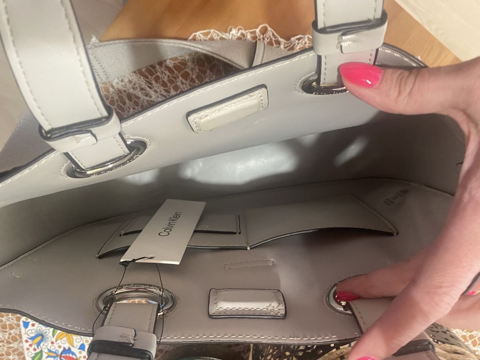 Torebka na ramię Calvin Clein