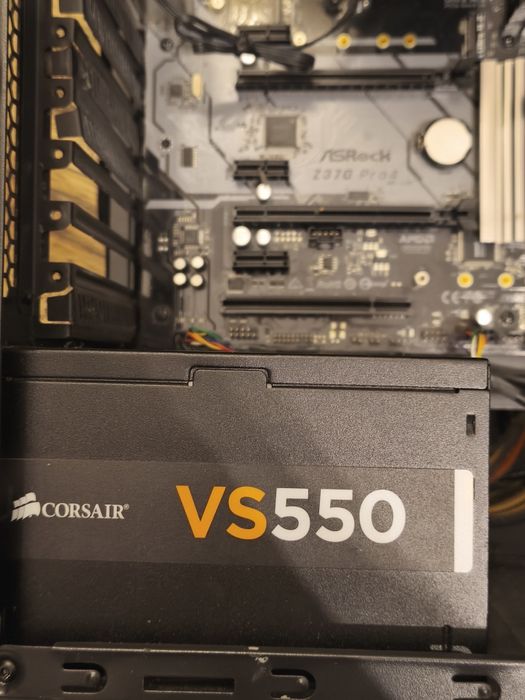 Zasilacz Corsair vs550
