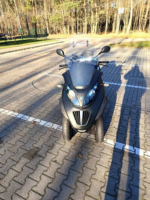 Piaggio MP3 400 Piaggio MP3