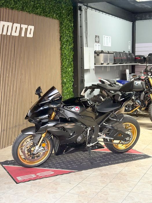 Honda CBR1000RR-R SP