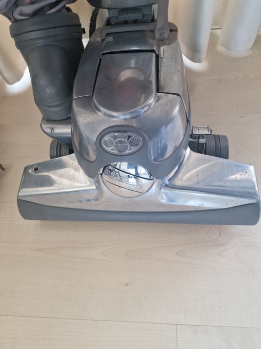 Aspirador Kirby Sentria G10E