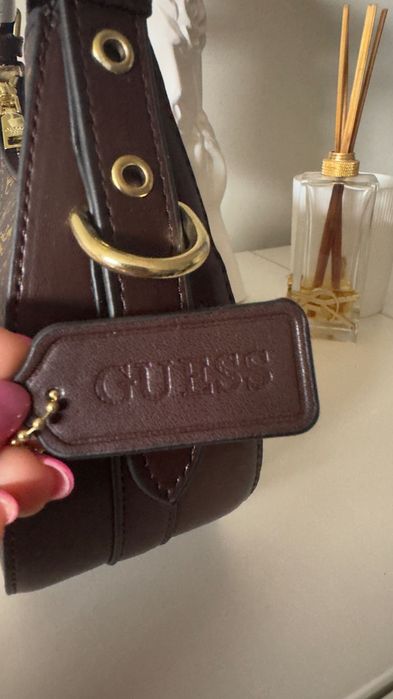 Mala Guess nova